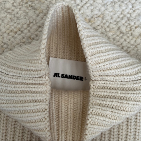 Jil Sander Cream Turtleneck Sweater Vest - Picture 4 of 8